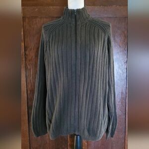 The Great Plains size large gray zip up sweater
